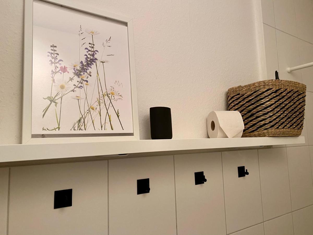 Zentrumsnahe Schoene Altbauwohnung Bis 4 Personen フレンスブルク エクステリア 写真